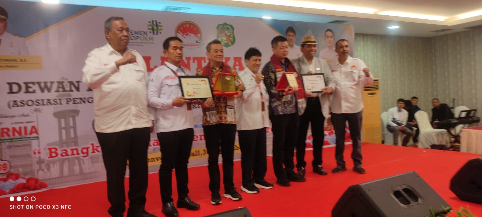 DR.(HC) Drs.Parlindungan Sihotang,SE,SH,MSi Lantik Pengurus DPC APMIKIMMDO Kota Medan