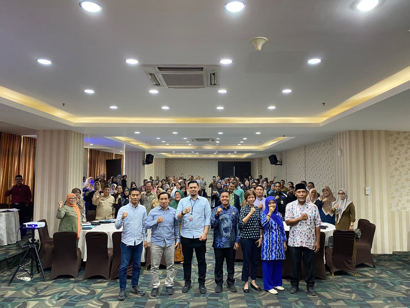 Disdikbud Kota Medan Sosialisasi dan Evaluasi Penggunaan BOSP Jenjang SMP