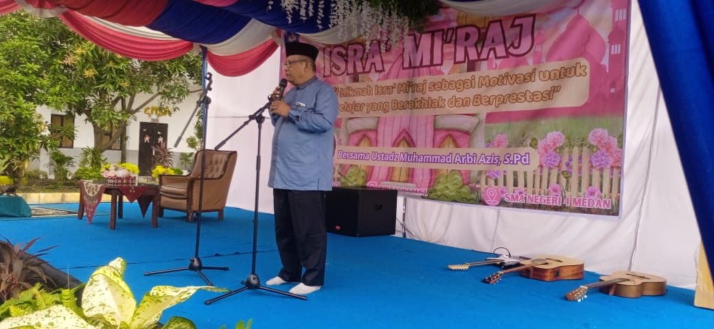 SMAN 4 Medan Adakan Isra’ Mi’raj