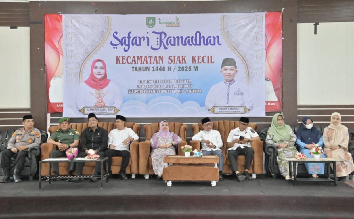 Safari Ramadhan Di Kecamatan Siak Kecil, Bupati Kasmarni : Wujud Keinginannya Untuk Membangun Interaksi Dengan Masyarakat
