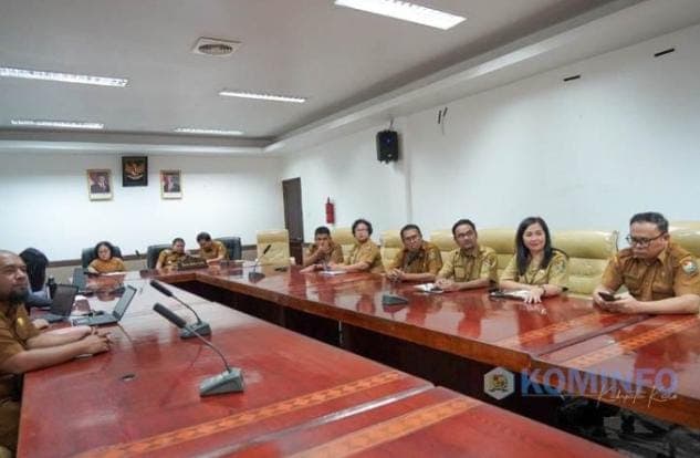 Wabup Karo Ikuti Zoom Entry Meeting Pemeriksaan Terinci atas LKPD Kabupaten/Kota se-Sumatra Utara