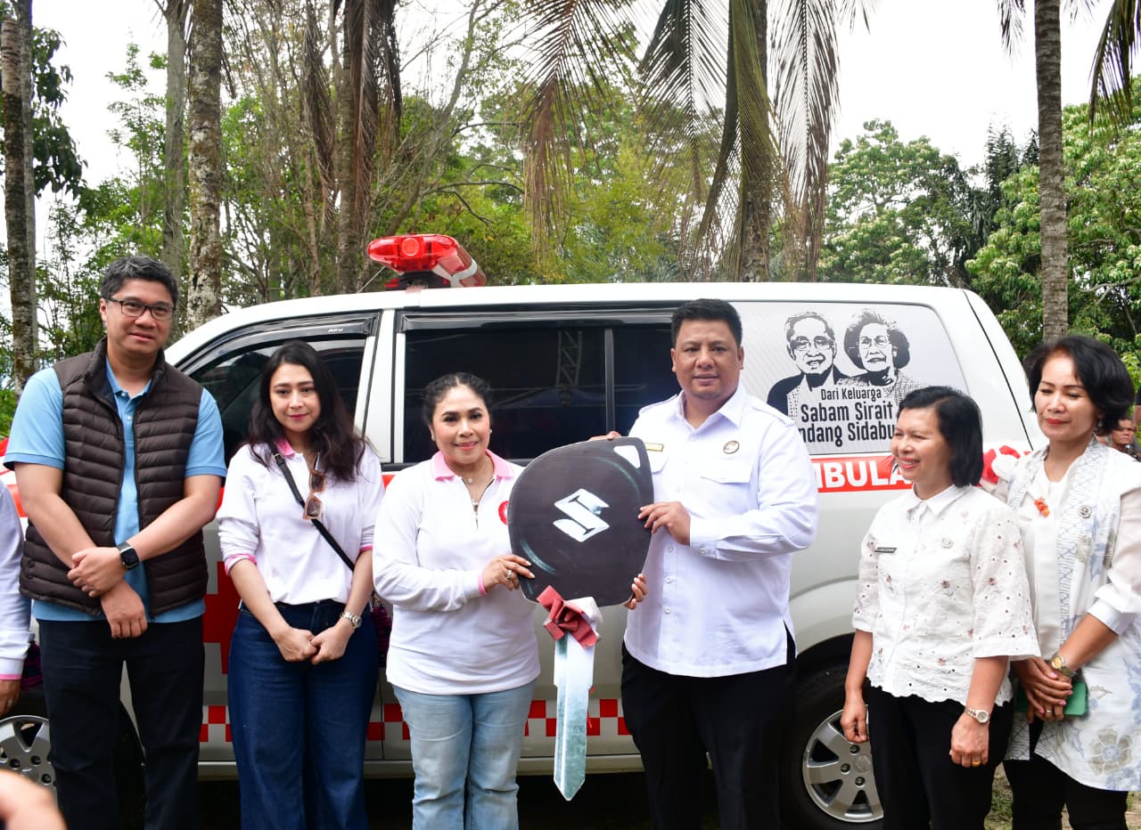 Baksos Keluarga Besar Sabam Sirait-Sondang Sidabutar dan Social Gracia Community