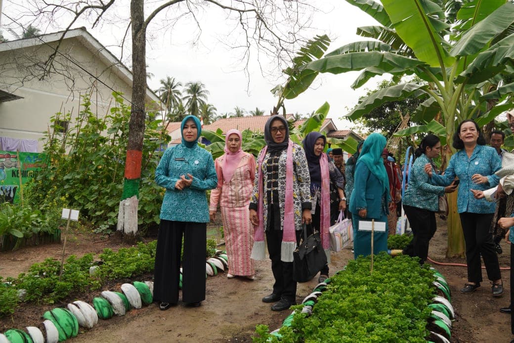 Hari Gerak PKK Tahun 2025, Tim Monitoring TP-PKK Sumut Lakukan Penilaian “Aku Hatinya PKK”*