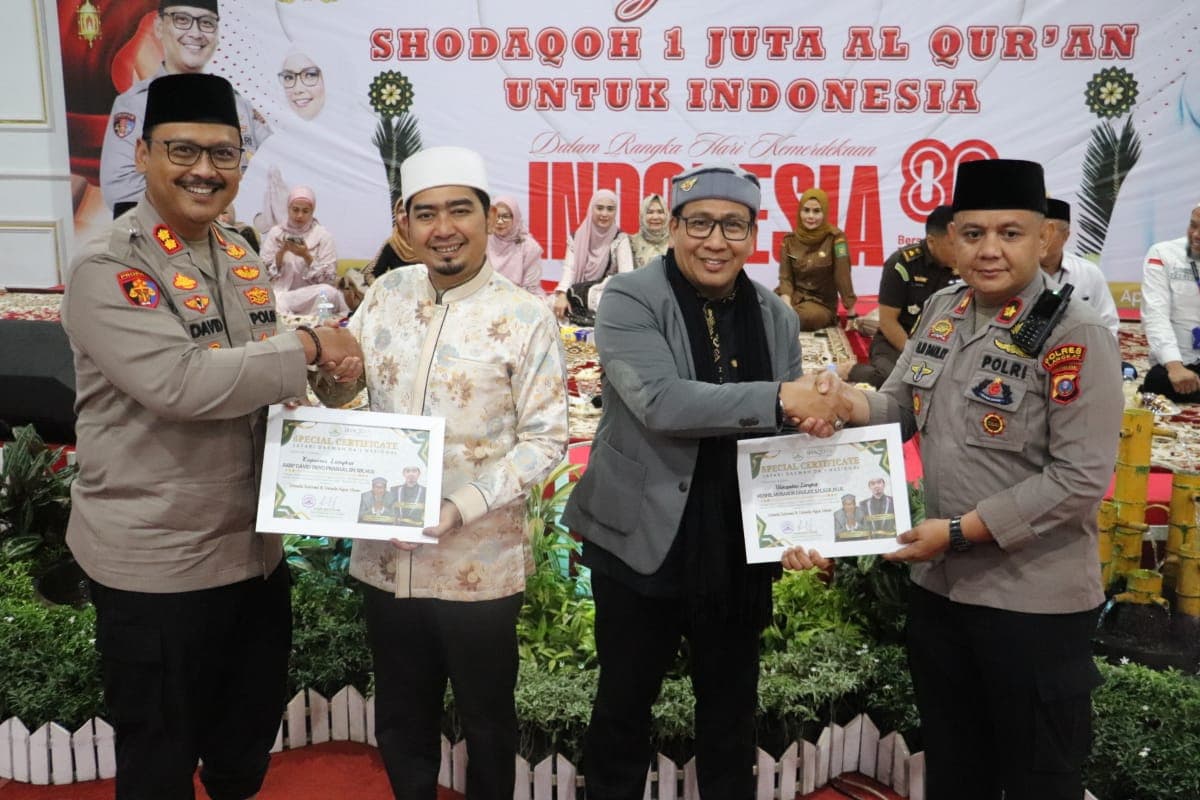 Ustadz Solmed Tabligh Akbar Bersama Polres Langkat