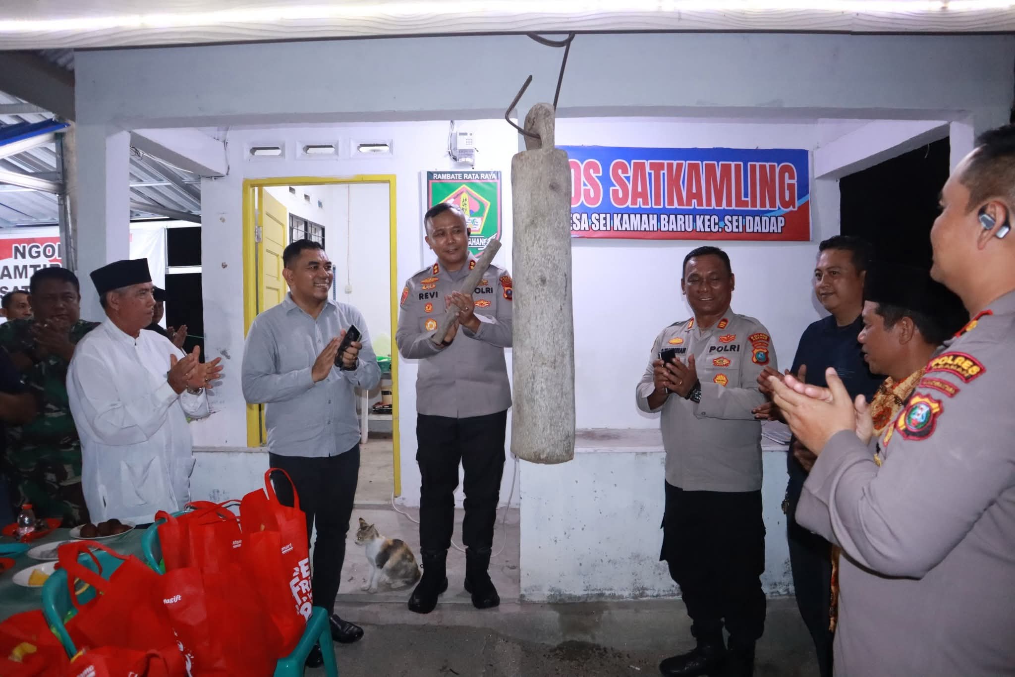 Polres Asahan Resmikan Pos Satkamling ‘BERUANG MERAH’ di Desa Sei Kamah Baru