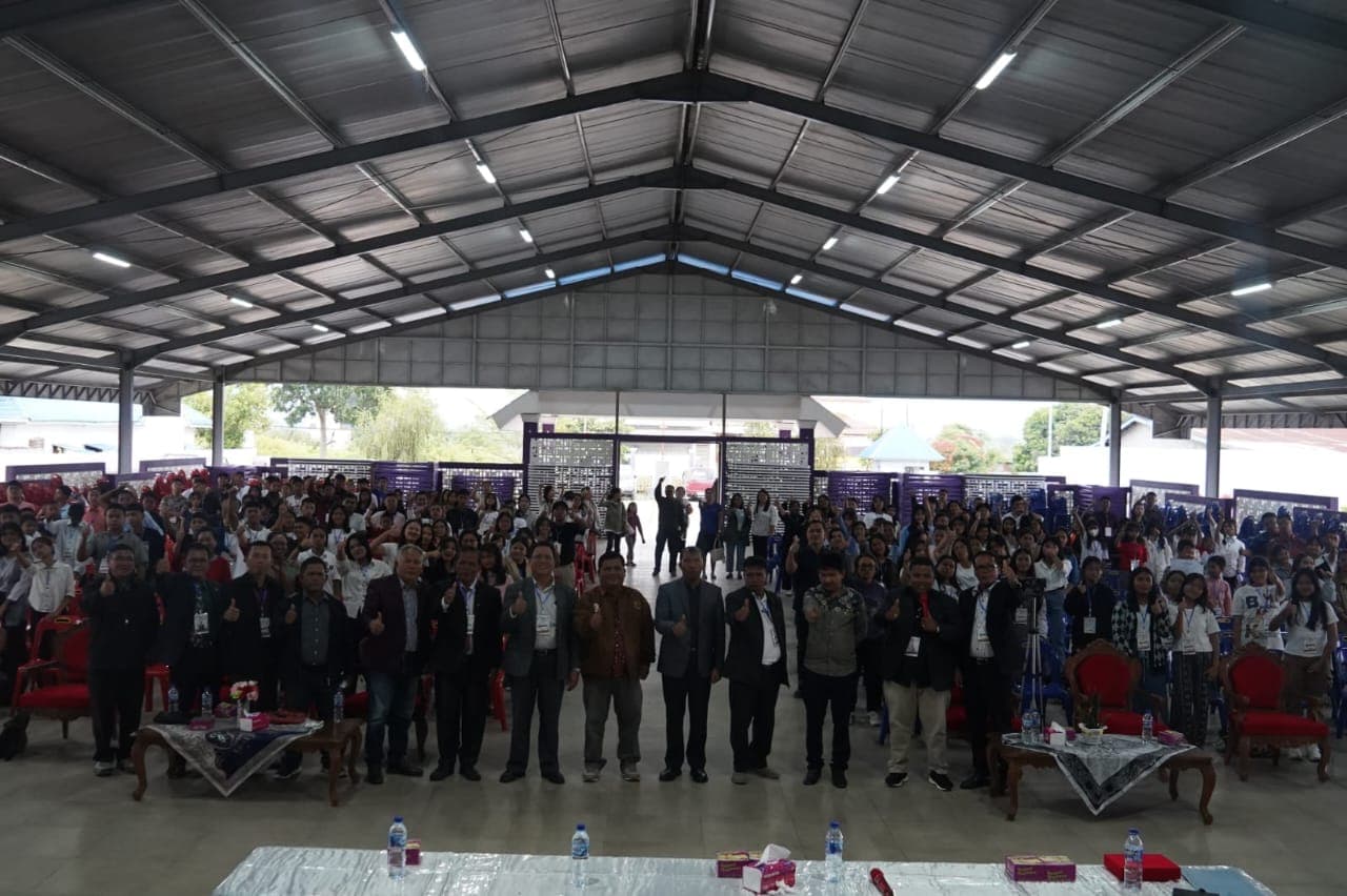 Ratusan Pemuda di Toba Ikuti “Revival Generation Pray for Indonesia” Peringati Sumpah Pemuda