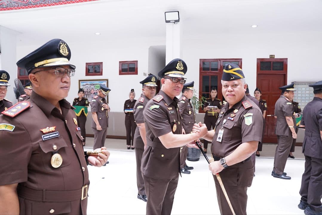 Muslih Resmi Dilantik sebagai Kepala Kejaksaan Negeri Toba