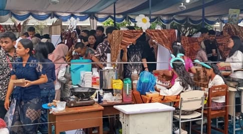 ‎36 Stand Kewirausahaan SMAN 1 Medan Meriahkan HGN 2025