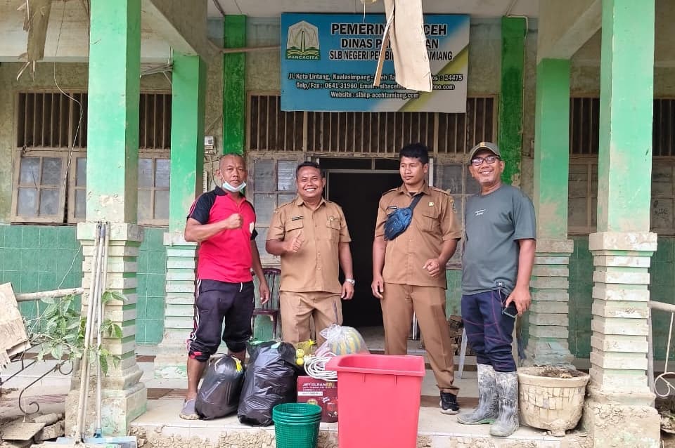 ‎IGPANAS Serahkan Bantuan Ke SLBN Aceh Tamiang