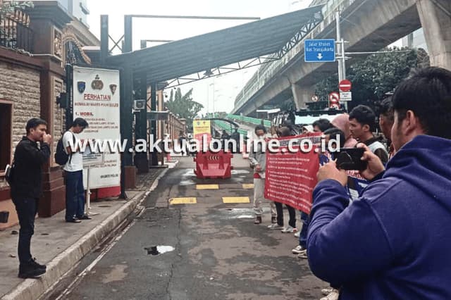 Copot Kapolda Sumbar, Kapolri Harus Ambil Alih Kasus dan Tangkap Aktor di Balik Layar Percobaan Pembunuhan Nenek Saudah