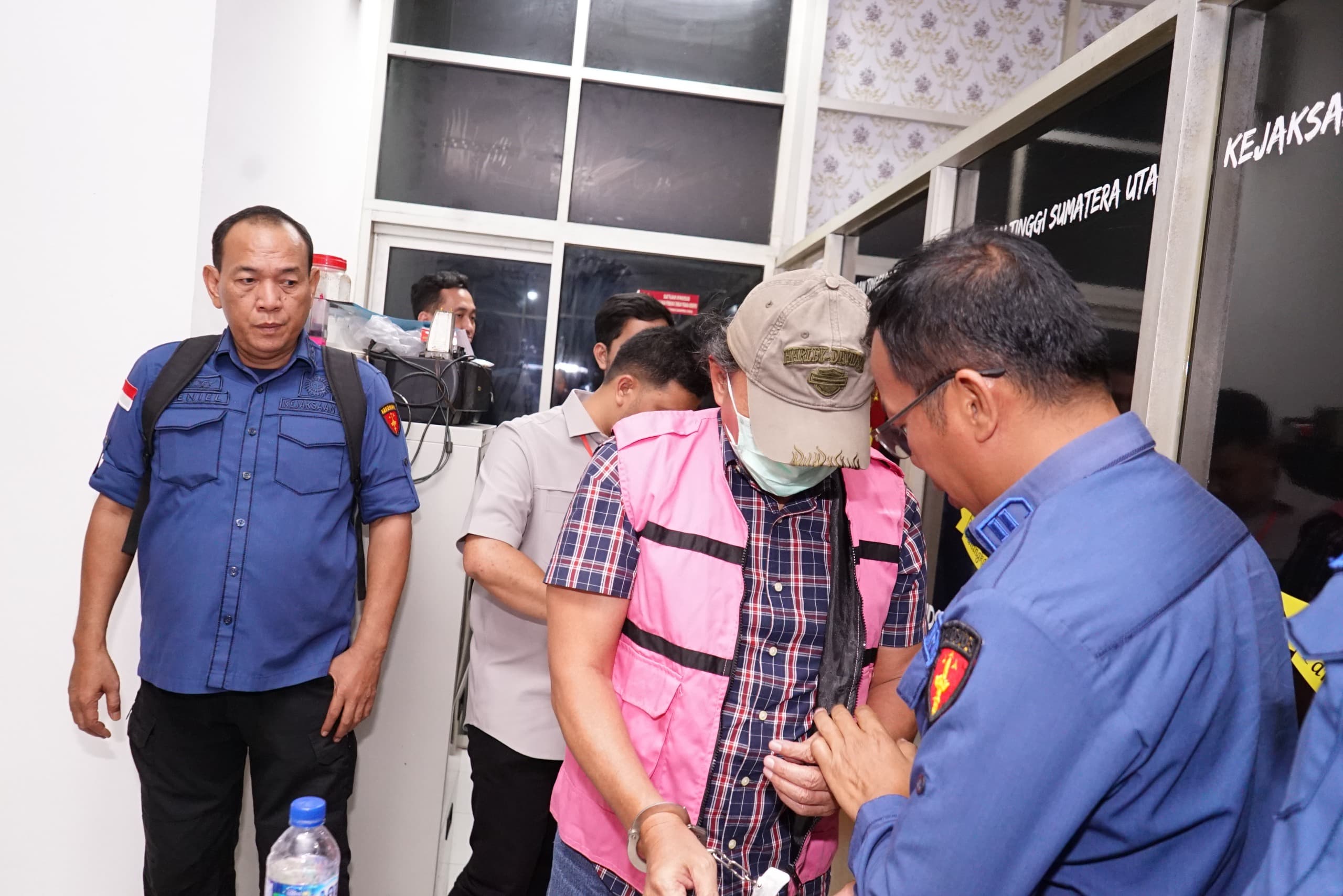 Kejati Sumut Kembali Tetapkan Tersangka Perkara Dugaan Korupsi PNBP Jasa Kepelabuhanan Dan Kenavigasian Pelabuhan Belawan Tahun 2023 s.d 2024.