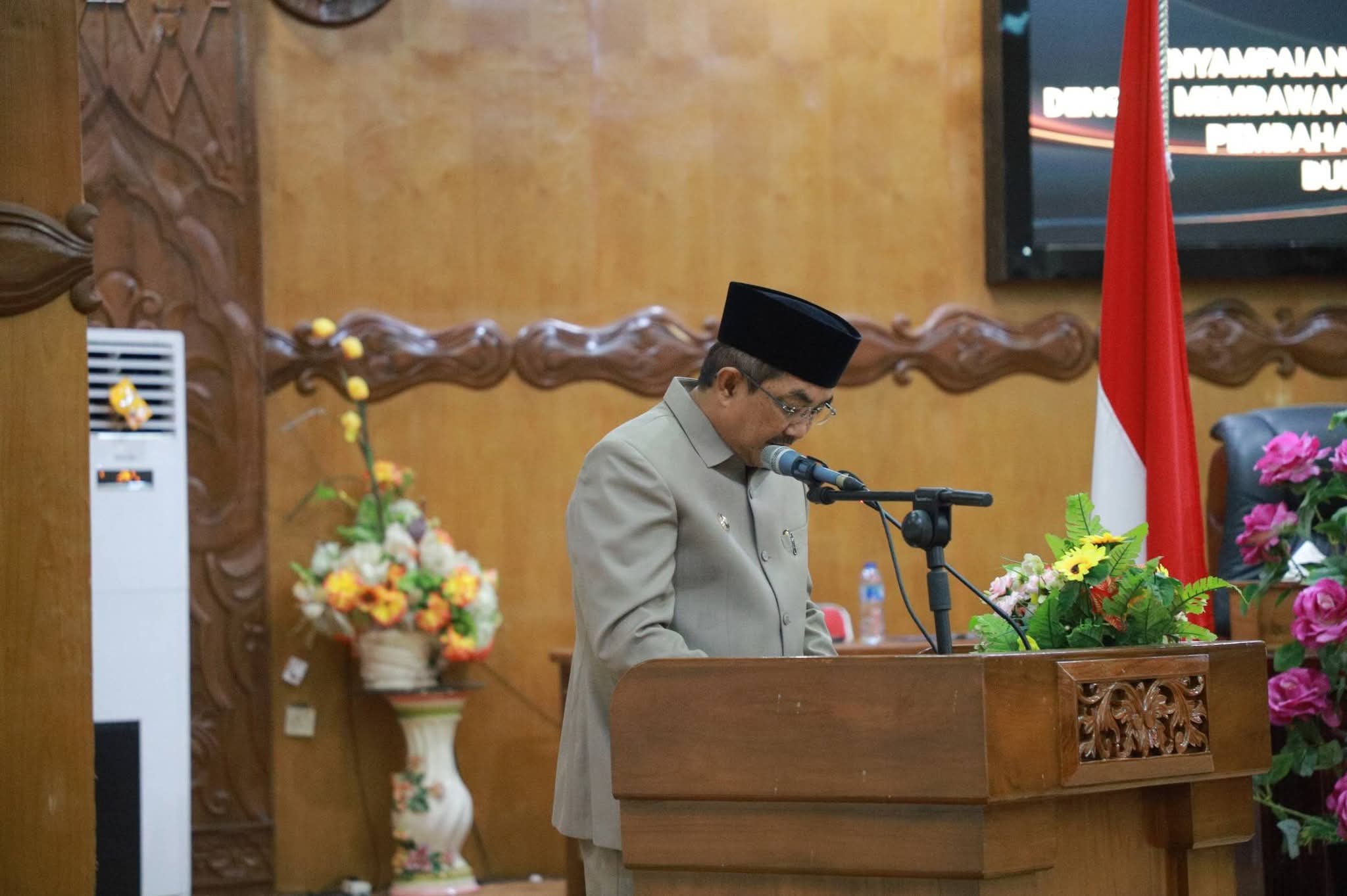 Bupati Anwar Sadat Sampaikan Tanggapan atas Pemandangan Umum Fraksi DPRD terhadap LKPJ 2025