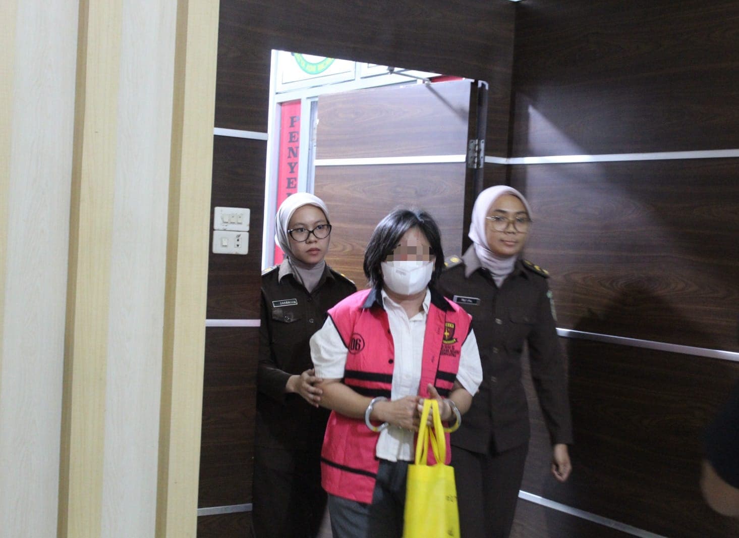 Kasus Dugaan Korupsi Pembangunan RSU Pratama Senilai Rp 38,5 Miliar, Kejari Gunungsitoli Tahan Tersangka ROZ