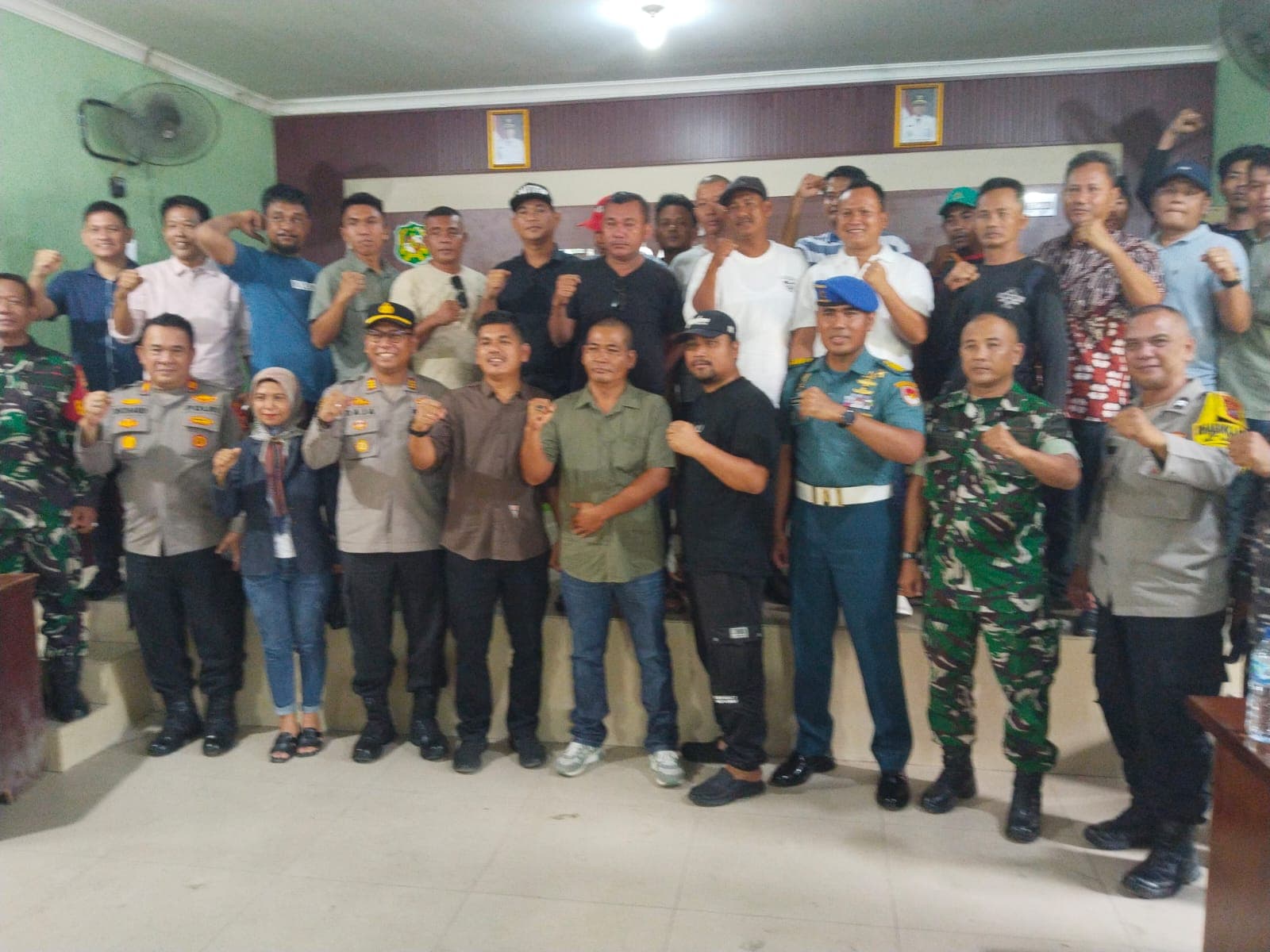 Polsek Medan Labuhan Bersama Forkopimca Mediasi Perdamaian Dua OKP di Kelurahan Besar dan Tangkahan