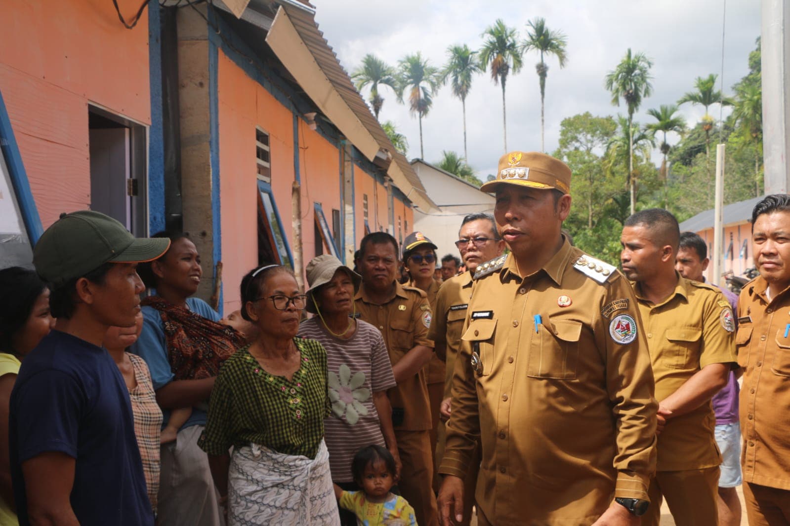 Komitmen Hunian Layak, Bupati JTP Hutabarat Tinjau Huntap dan Huntara di Adian Koting