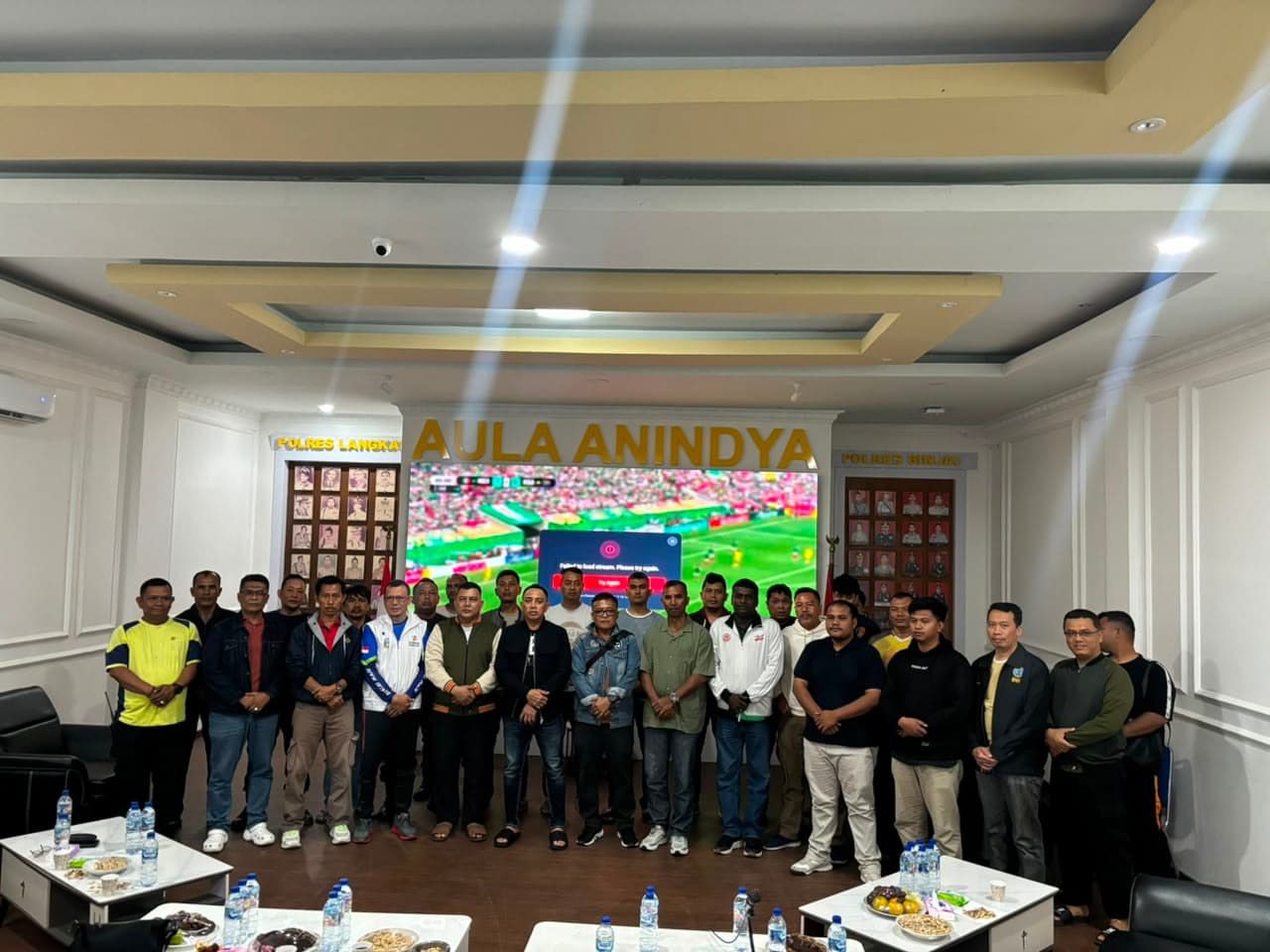 Bangun Kebersamaan, Polres Binjai Nobar Piala Dunia 2026