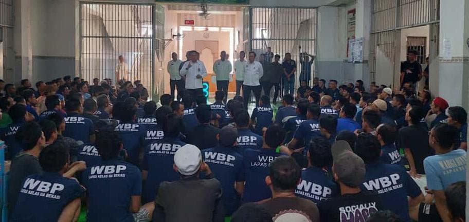Dedy Cahyadi, Kalapas Baru Perkenalkan Diri kepada Warga Binaan Lapas Bekasi