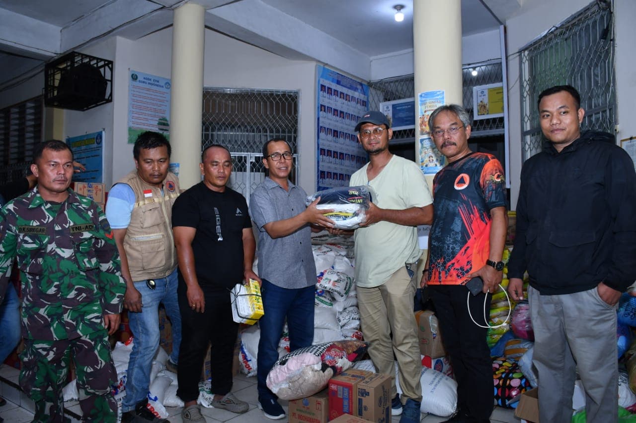 Bantuan Bencana Alam dari Kabupaten Samosir Sampai di Tapteng dan Sibolga dan Telah Didistribusikan