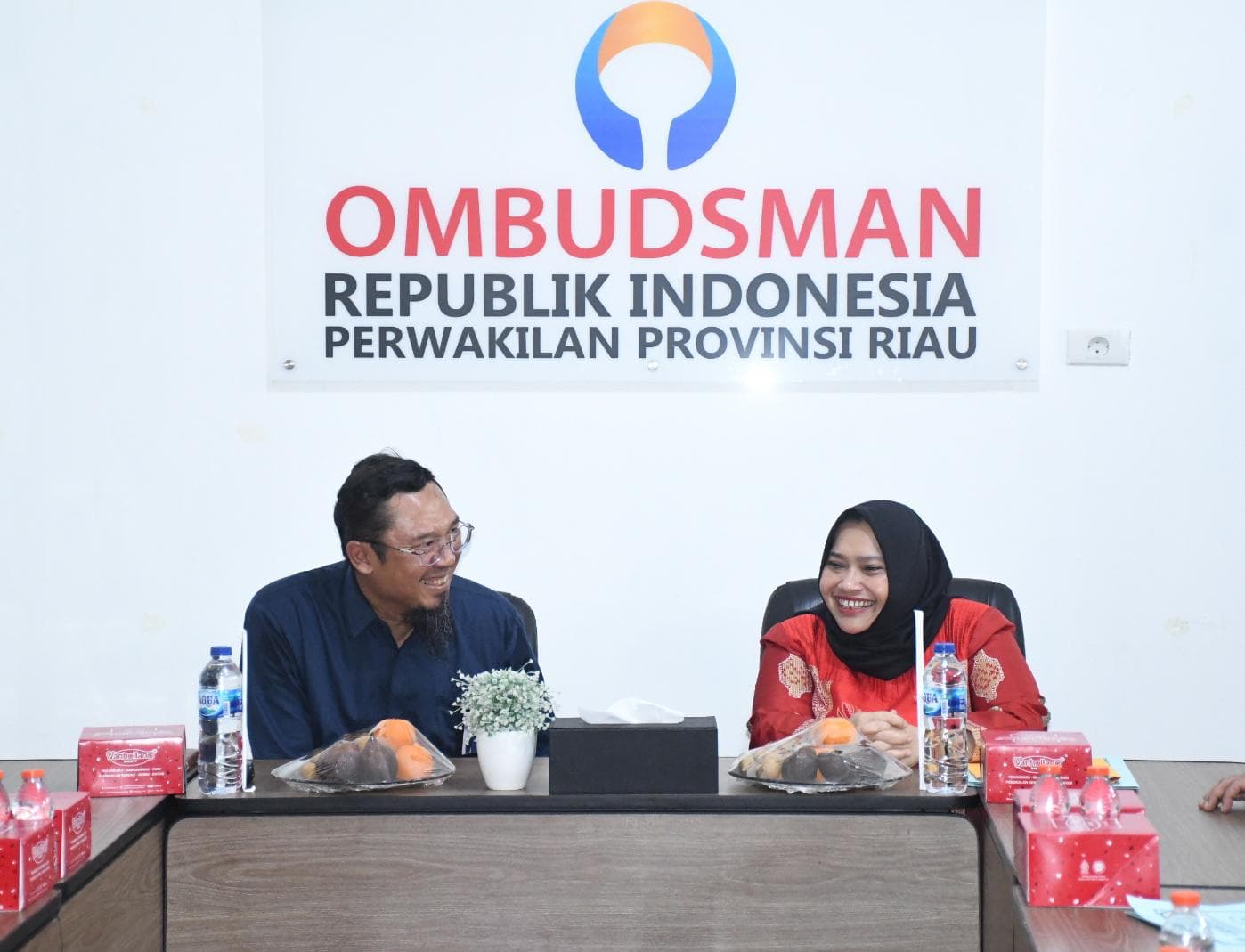 Ingin Tingkatkan Pelayanan Publik, Bupati Kasmarni Silaturahmi ke Ombudsman