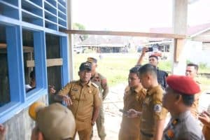 Pj Bupati Tapteng Sidak Pembangunan RKB SMP Muhammadiyah Badiri, Diharapkan Kontraktor Mempercepat Pengerjaannya