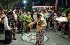 Pindah Resmi ke Pendopo: Bupati Tulungagung Lakukan Prosesi Boyongan yang Sarat Makna Filosofis