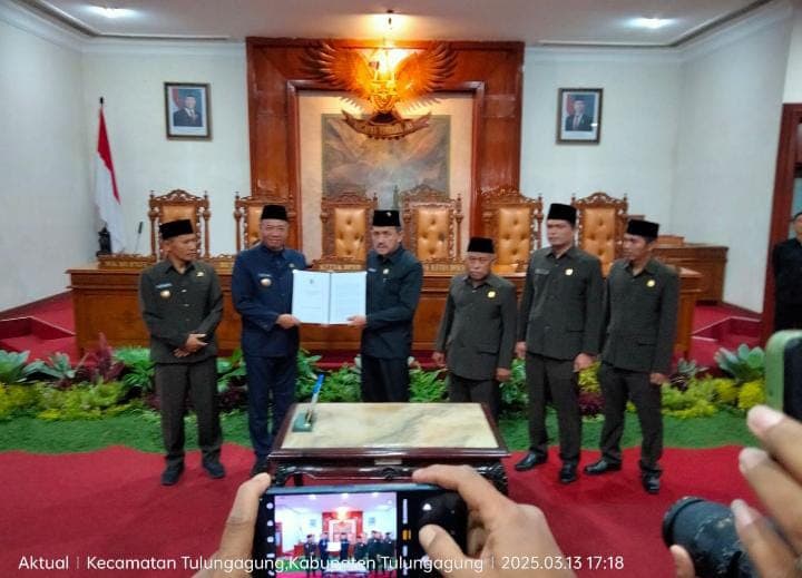 DPRD Tulungagung Gelar Rapat Paripurna Penyampaian LKPJ dan Umumkan Pansus Ranperda