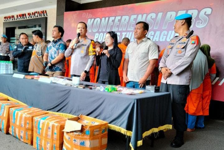 Satresnarkoba Polres Tulungagung Ungkap 16 Kasus Narkoba dalam Operasi 22 Hari