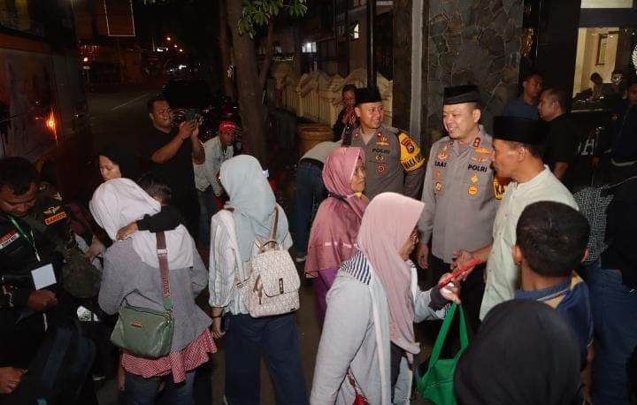 Kapolres dan Wakil Bupati Tulungagung Menyambut Kedatangan Peserta “Mudik Seru Bareng NU”