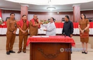 Bupati dan Wabup Hadiri Rapat Paripurna DPRD Karo dalam Rangka Penyampaian Laporan Pelaksanaan Reses Anggota DPRD Masa Reses 1 Tahun Sidang 1 Tahun Anggaran 2025