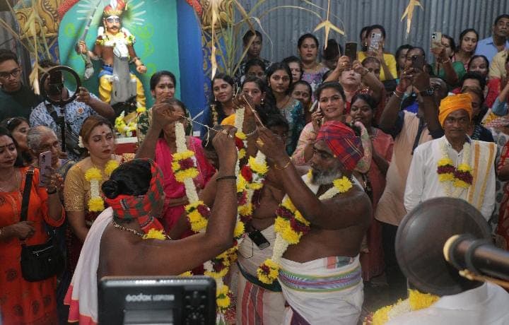Ribuan Umat Padati Meenakshi Thirukalyanam 2025