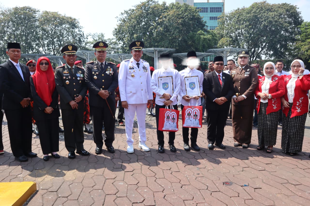Angin Segar Dihari Kemerdekaan, Puluhan Warga Binaan Lapas Kelas II A Bekasi Terma Remisi Bebas