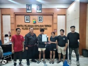 Personil Dit Pamobvit Polda Sumut, Sigap Tangkap Pelaku Pencurian HP di Martubung