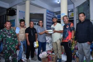 Bantuan Bencana Alam dari Kabupaten Samosir Sampai di Tapteng dan Sibolga dan Telah Didistribusikan