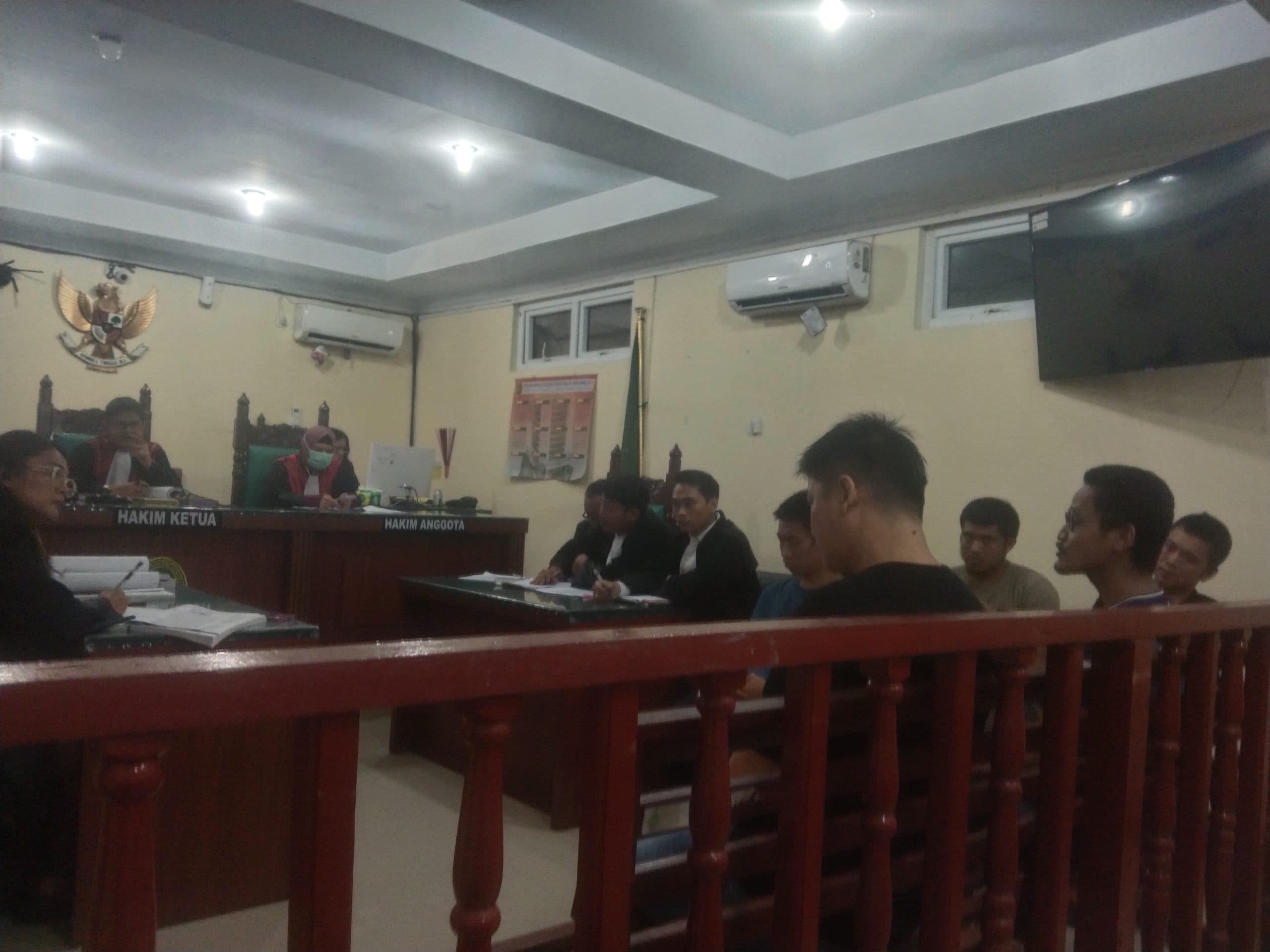 Gawat Gara-Gara Lolos Prapid Status Tersangka Napi Dian Haryza Dihadirkan di Persidangan Kurirnya