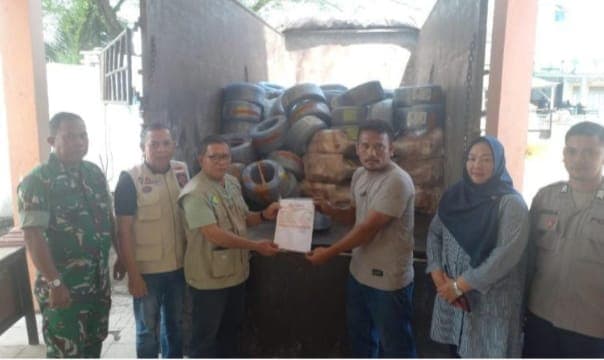 BNPB Salurkan Peralatan Kebersihan untuk Tanggap Darurat Banjir dan Longsor di Aceh Singkil