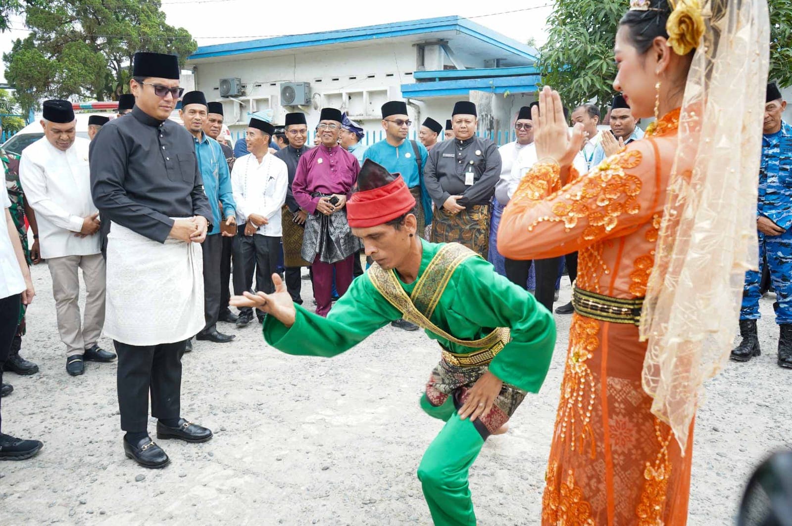 Hadiri Meugang Puasa di Masjid Raya Kedatukan Sunggal, Rico Waas : Bangsa Kuat adalah Bangsa yang Menjaga Budaya