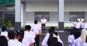 Tingkatkan Kedisiplinan Pasca Libur Panjang, Sekda Karo Pimpin Apel Gabungan Atas Arahan Bupati Karo