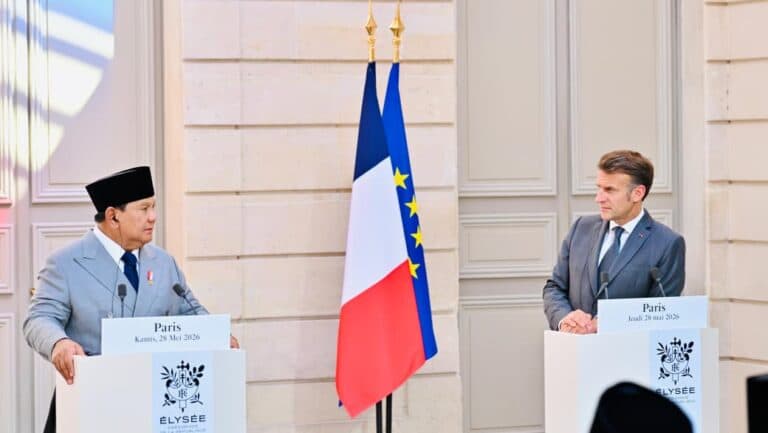 Presiden Prabowo dan Presiden Macron Lakukan Pertemuan Bilateral di Istana Élysée 