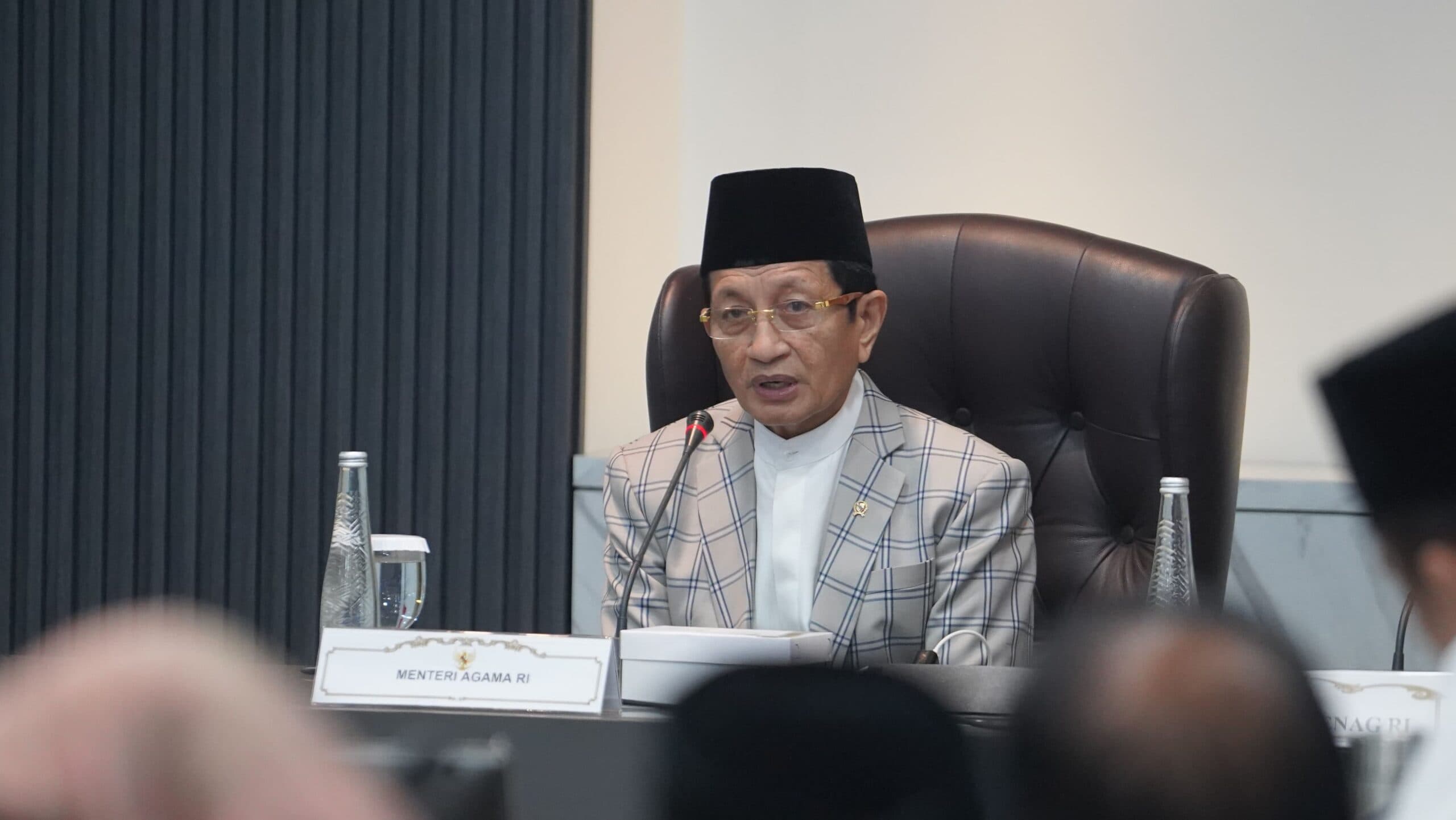 Gratifikasi Berkedok Hadiah, Menag: Haram 