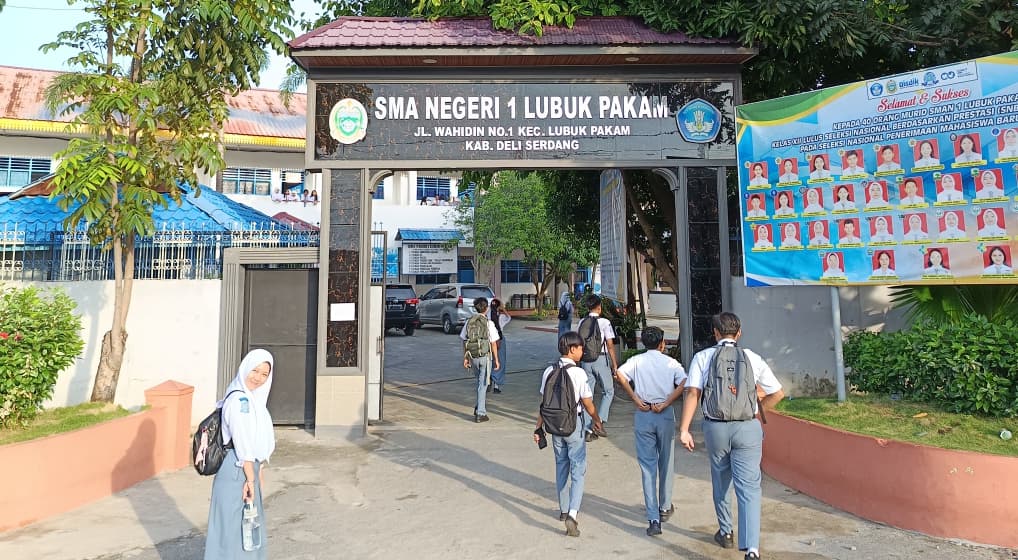 ā100 Siswa SMAN 1 Lubuk Pakam Lulus di Berbagai PTN ā