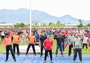Pj Bupati,Bupati dan Wakil Bupati Tapteng Terpilih Ikuti Senam Pagi Jumat Sehat