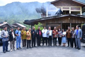 Bupati dan Wakil Bupati Samosir Terima Audiensi Panitia Paskah Raya GPdI Zona IV