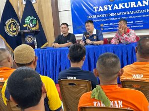 Kalapas TBA Beserta Pejabat Struktural Berikan Penguatan Tugas dan Fungsi Kepada Kepala Kamar