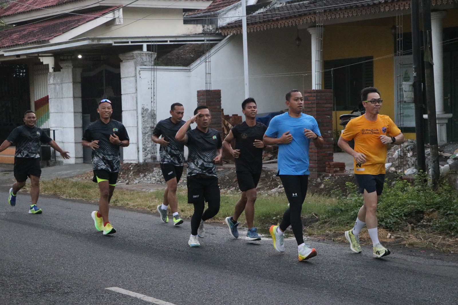 Semangat Kebersamaan di Fun Run 15 KM Kodim 0807/Tulungagung